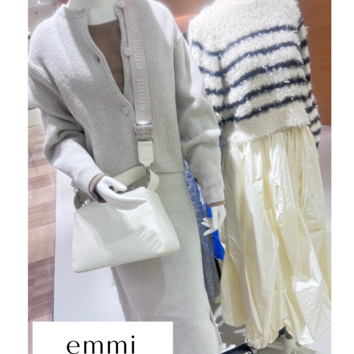 ✨レディースアイテム大量入荷✨