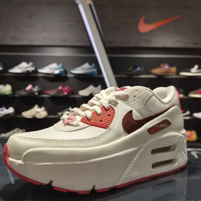 【NIKE 新作紹介 ！！★】