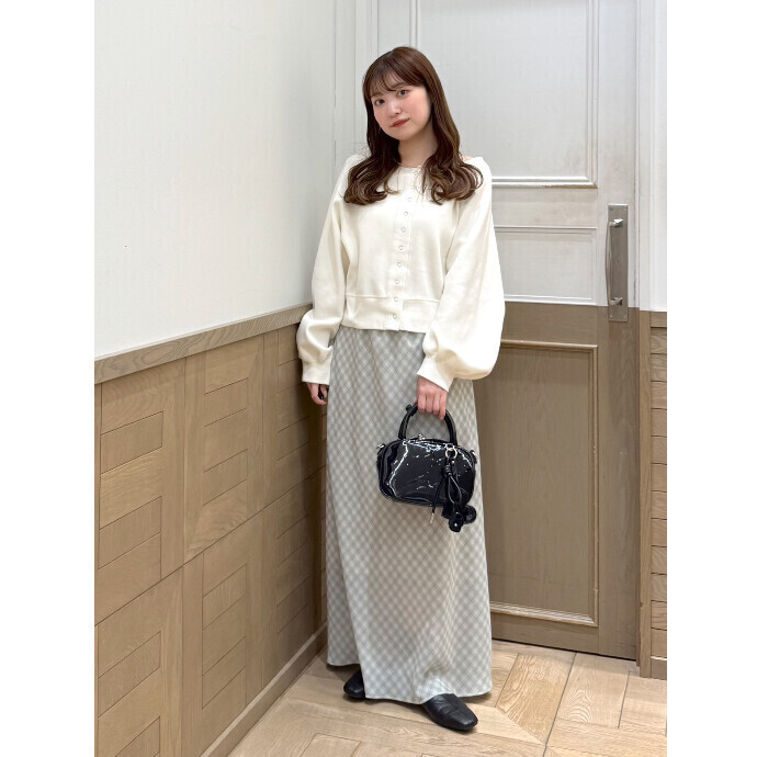 【EARLY SPRING】春先取りの新作コーデ【スウェットカーディガン×チェックスカート】