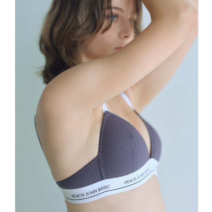 大人気のロゴシリーズからトライアングルブラ登場✨