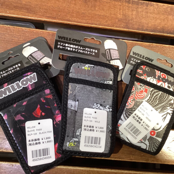 WILLOW グローブパスケース