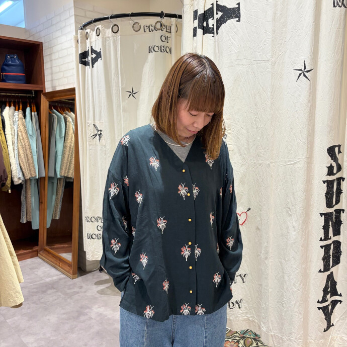 FULL EMBROIDERY NO COLLOR BLOUSE