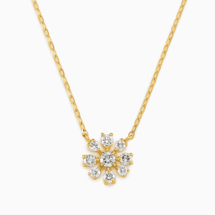 花開くフラワーモチーフ✨ K18ダイヤモンド ネックレス✨