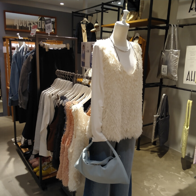 選べる丈！フェザーVネックベスト