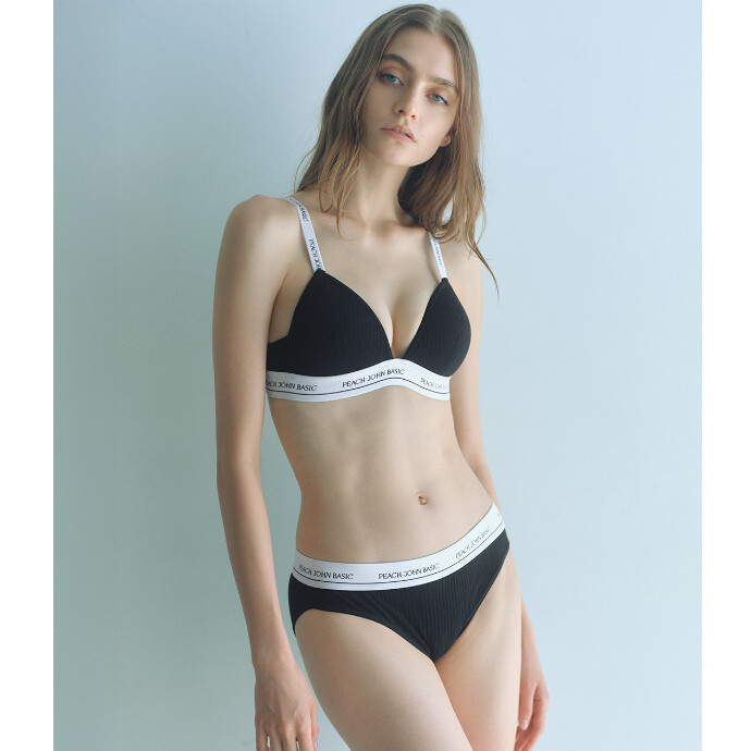 大人気のロゴシリーズからトライアングルブラ登場✨