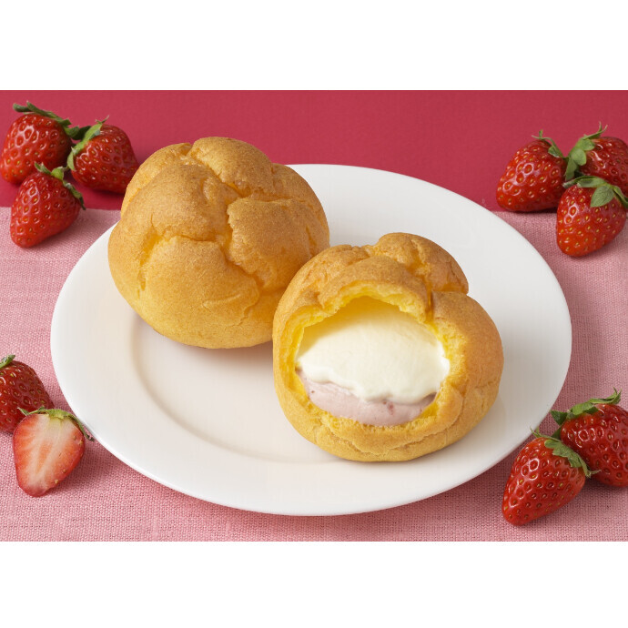 今月は🍓あまおう苺&ミルクホイップのジャンボシューも10％オフ