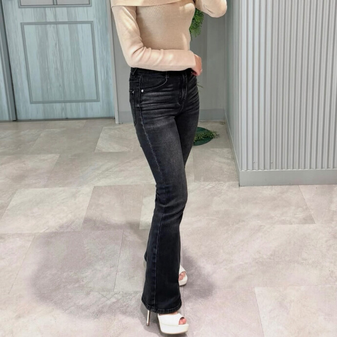 ★新作サンダルのご紹介です★