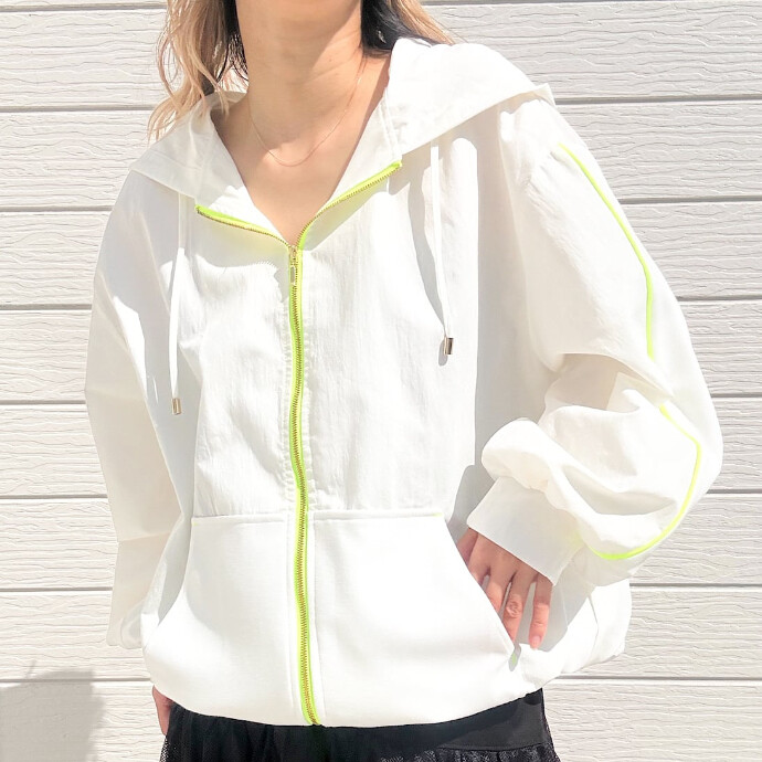 ドッキングドルマンパーカー