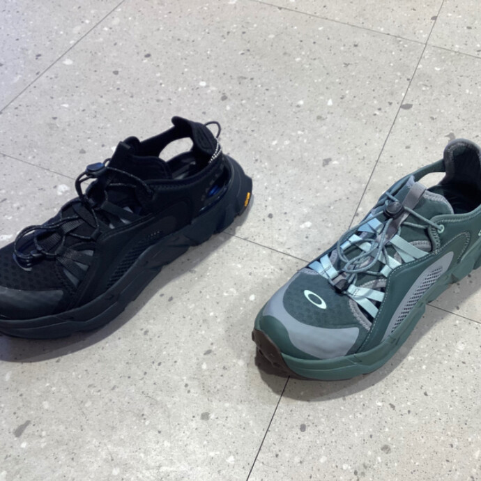 【新作】OAKLEY FACTORY TEAM "Aqua Terra Hybrid"