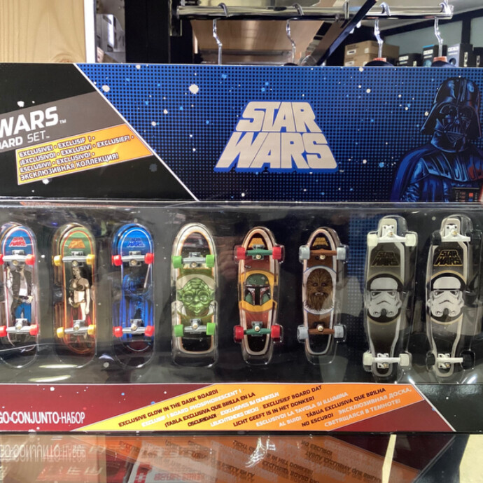 【STAR WARS × SANTA CRUZ】限定テックデック入荷！