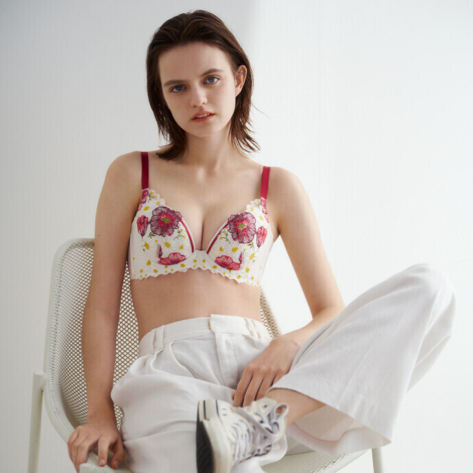 新作入荷のお知らせ