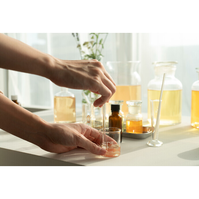 アロマ星座占い“Lucky Aroma” ブレンドエッセンシャルオイルづくり