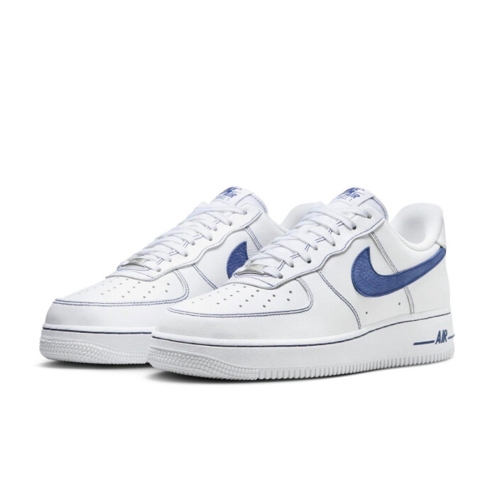 【NIKE】エア フォース 1 '07 LV8