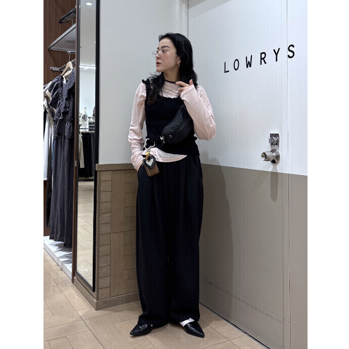 【ニットタンク】トレンドのレイヤードコーデ【コクーンパンツ】