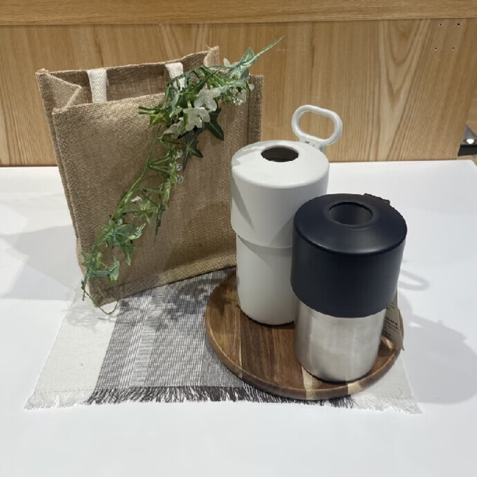 【無印良品】生活スタッフおすすめ｜冷やしたまま持ち運べる　ペットボトル用保冷ホルダー