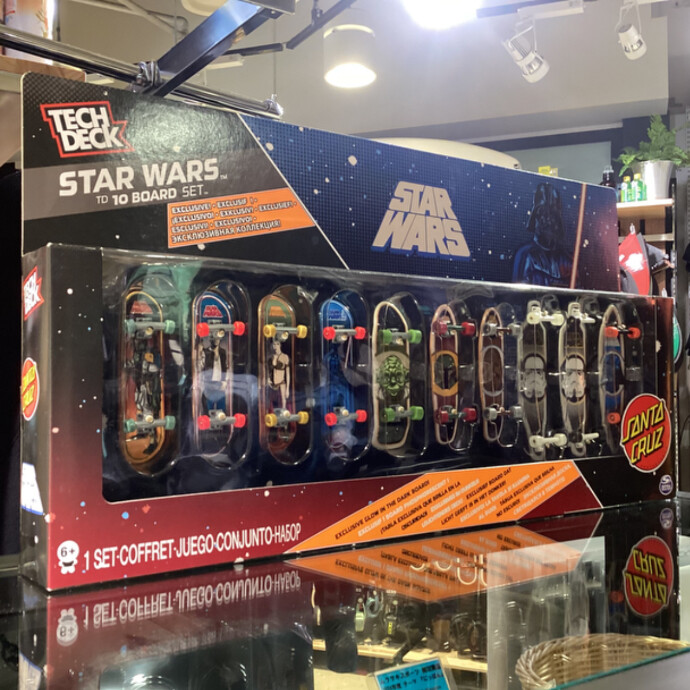 【激レア入荷】スター・ウォーズ × サンタクルーズの限定テックデッキが登場！