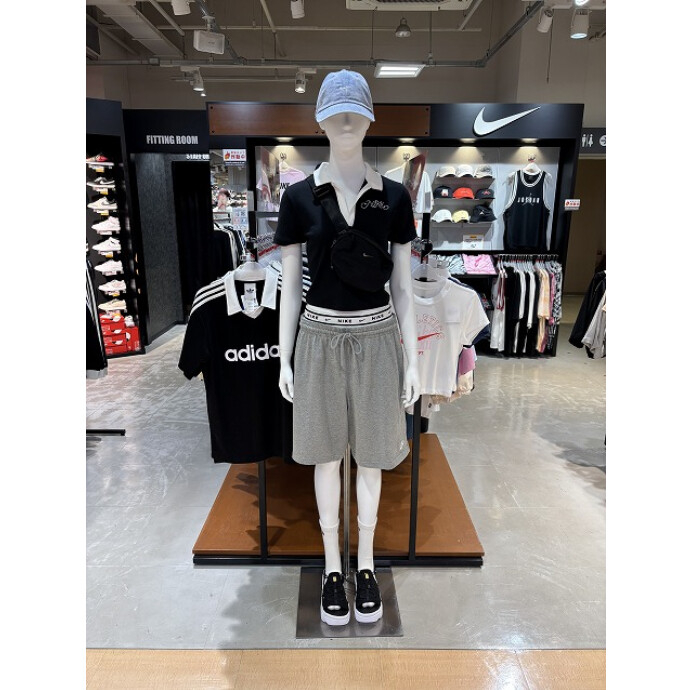 カジュアルウェアSALE商品レジにてさらに10％オフ👚👖
