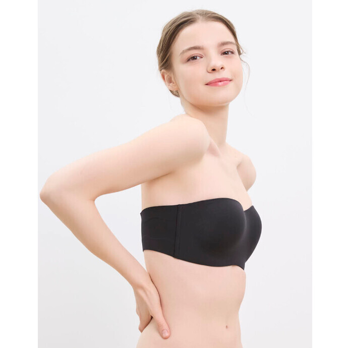 🍉ノンワイヤーなのに安定感があるストラップレスブラ🌻