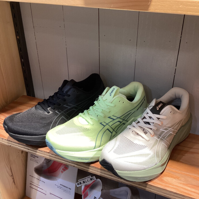 asics「GT-2000 15」メンズモデル入荷！