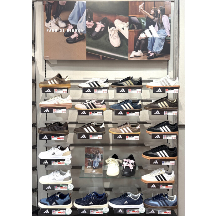 ADIDAS新作続々入荷中！！