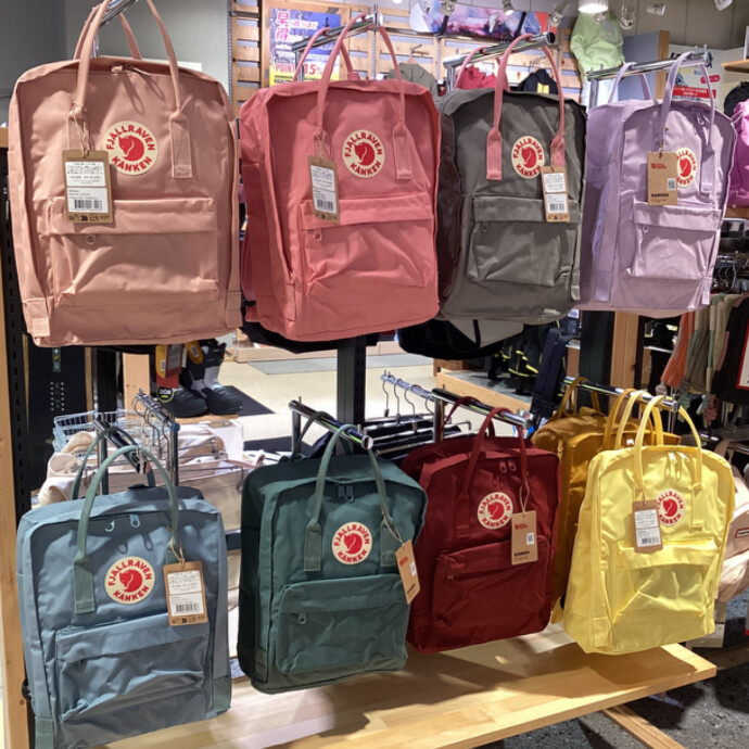 【FJALLRAVEN】大人気カンケンバッグ入荷！