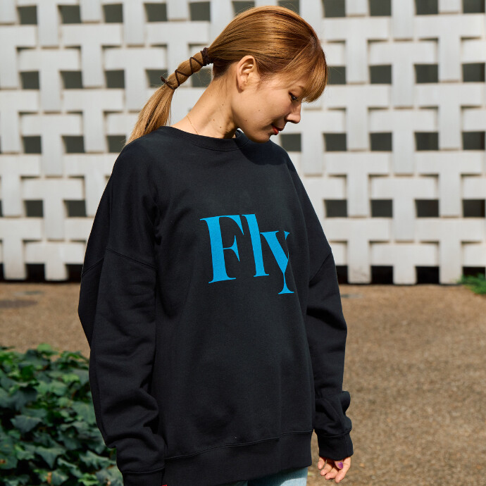 New Item クルーネックスウェット「Fly」