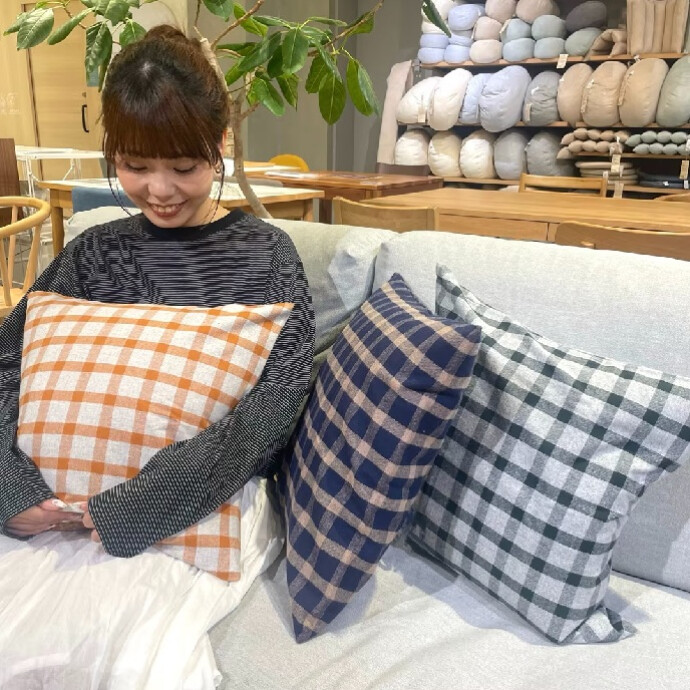 【無印良品】生活雑貨　新商品｜綿フランネルクッションカバー