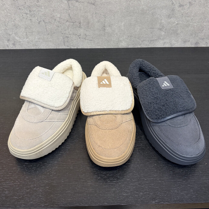 噂のADIDAS入荷してます！！