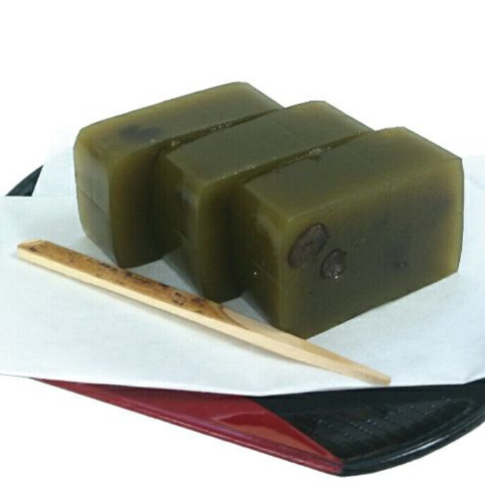 お茶屋のお菓子はいかがでしょうか。
