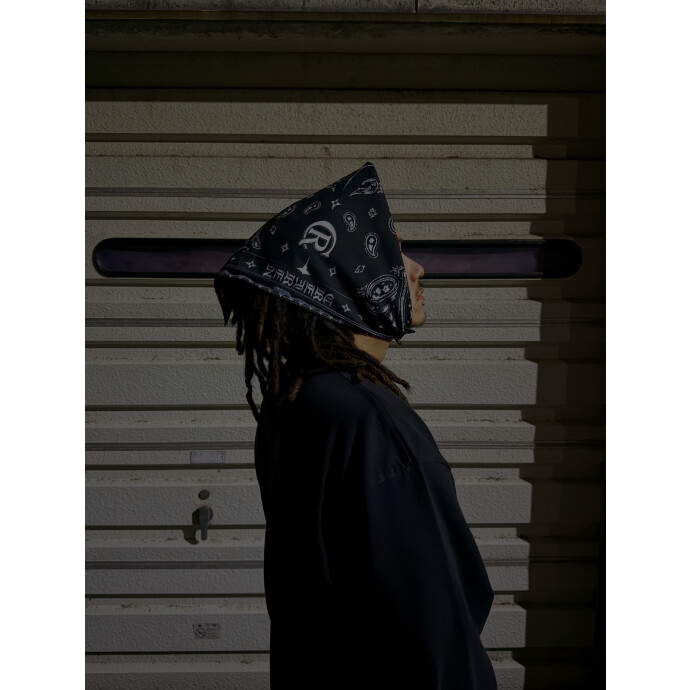 1st BANDANA BLACKOUT🐦‍⬛