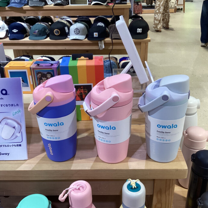 大人気ボトル「Owala（オワラ）」から『FreeSip Sway 18oz』が入荷！