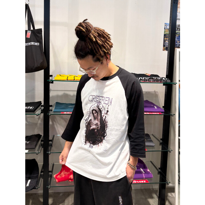 RAGLAN SACRED MADONNA 3/4 SLEEVE T-SHIRT