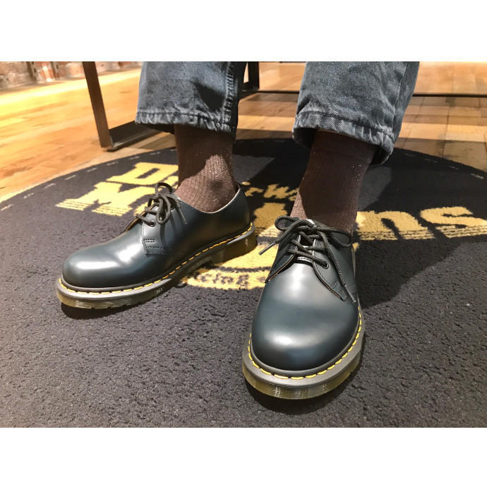 本日のスタッフオススメ 1461 NAVY