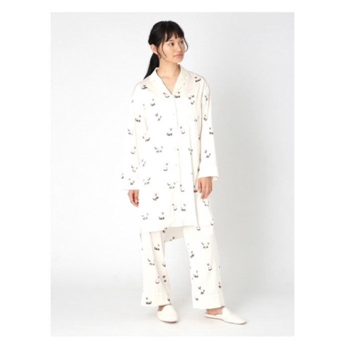 New 女性らしさを演出するシャムネコサテンワンピース ショップニュース 那覇オーパ