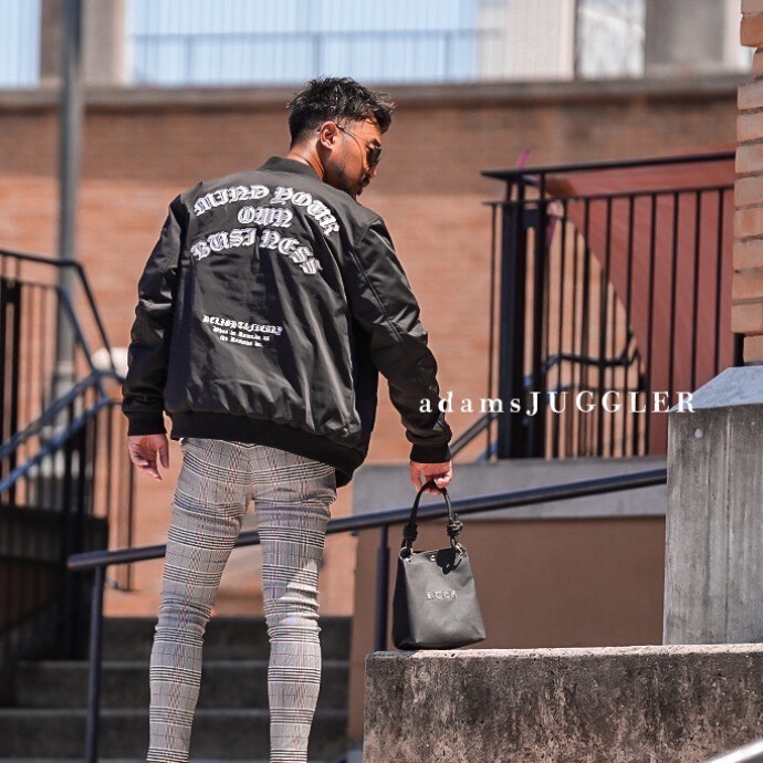 アダムスジャグラー